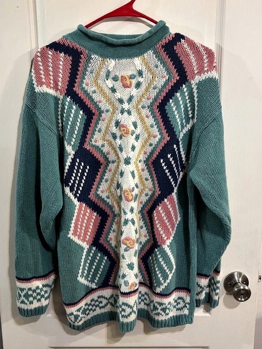 62 East Grannycore floral rolled neck Knit Sweater Size Medium